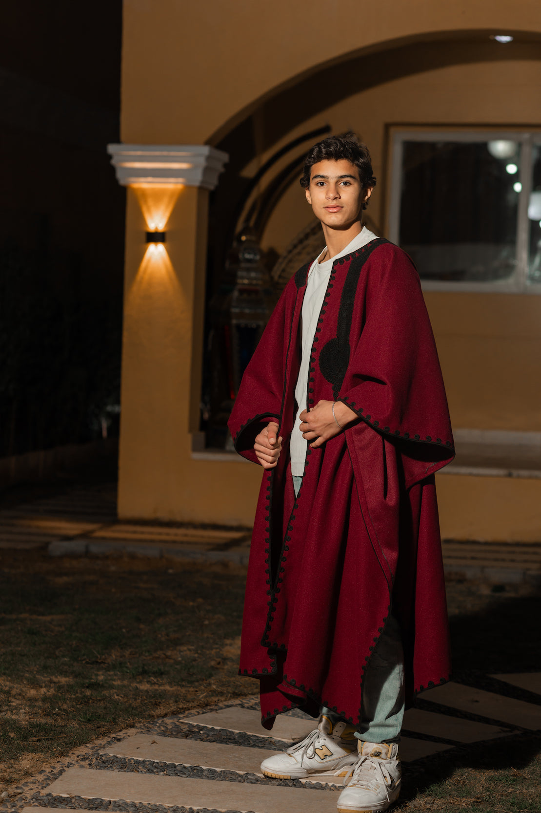 Tuareg Unisex Cape in Red