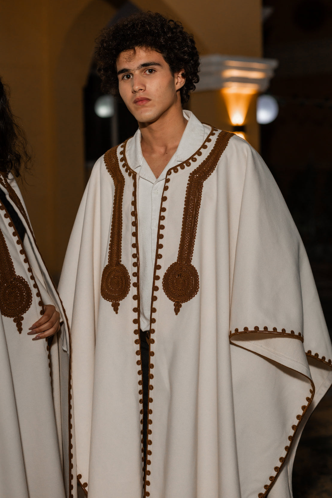 Tuareg Unisex Cape in Off-White